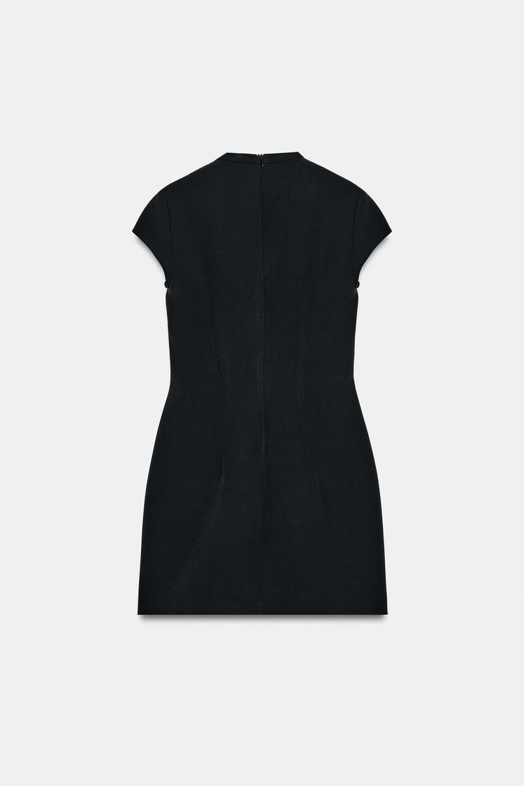 Robe Camelia
