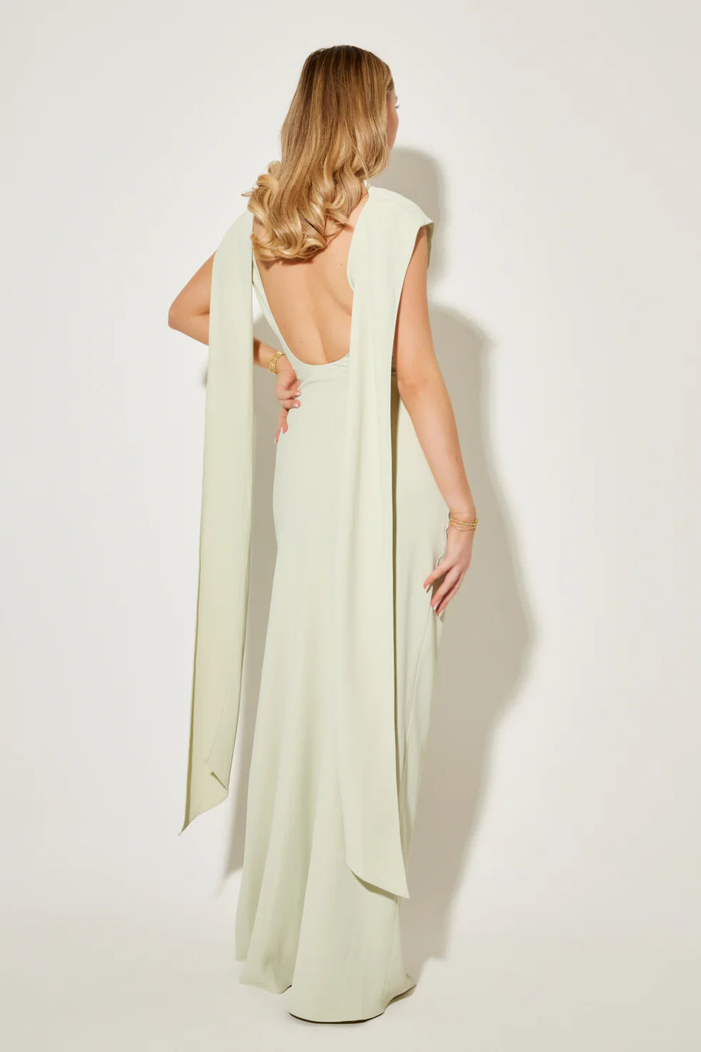 Robe Melania