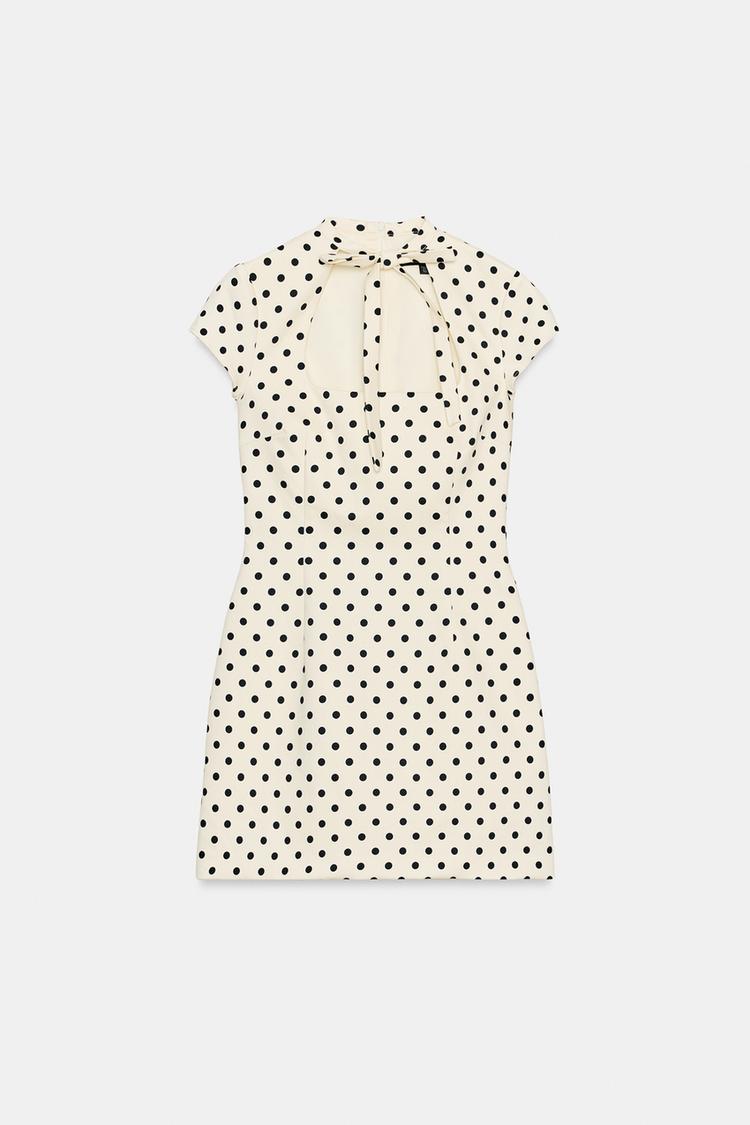 Robe Camelia