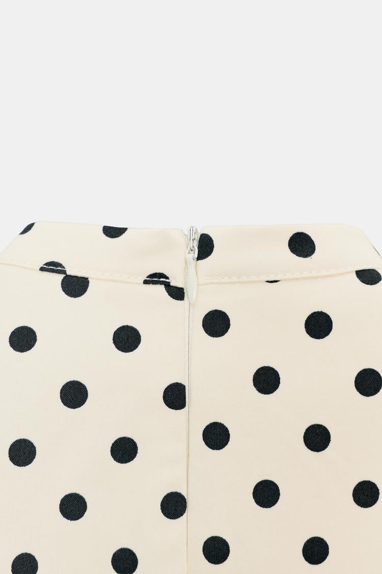 Robe Camelia