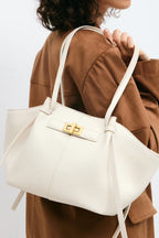 Borsa Ava