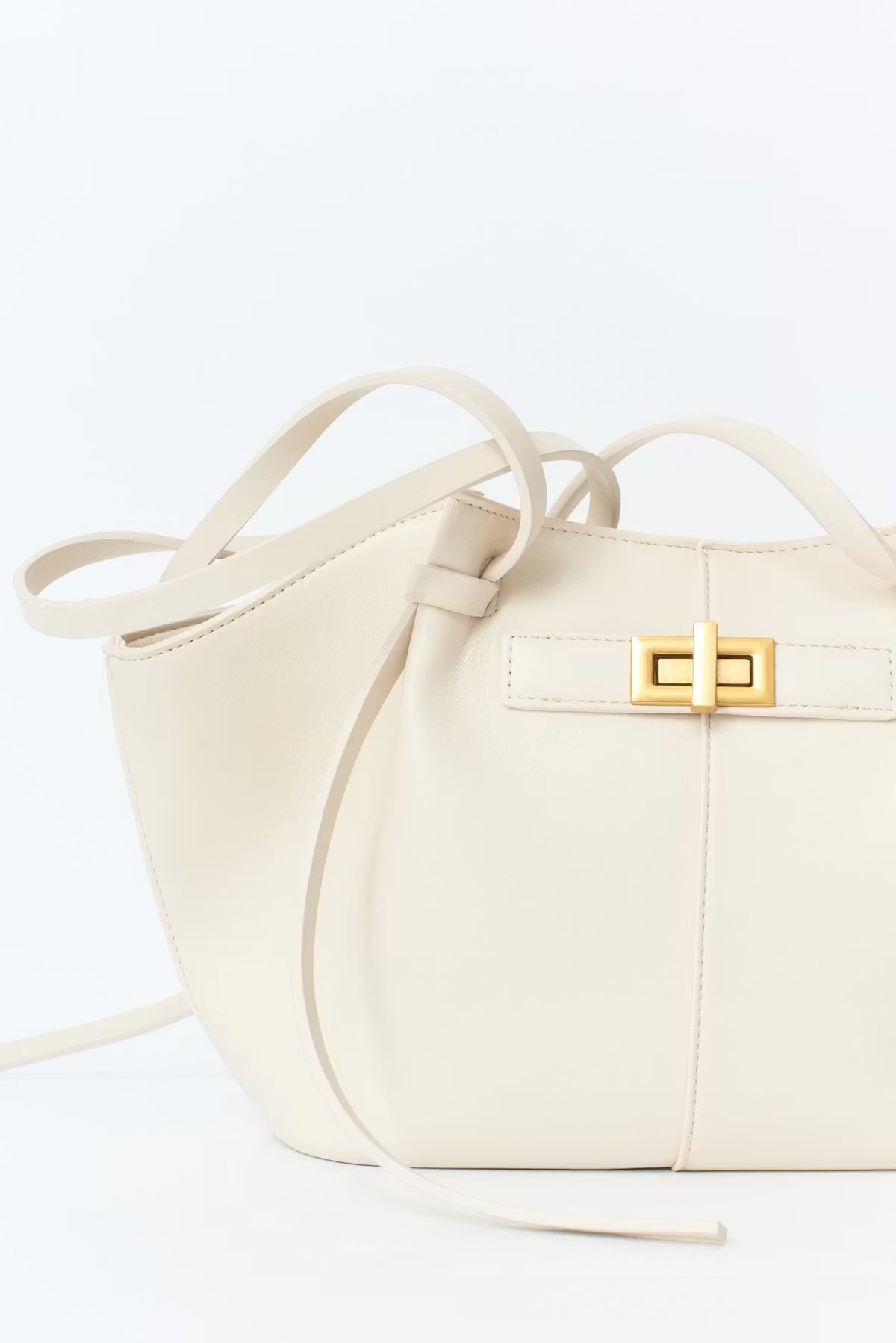 Borsa Ava