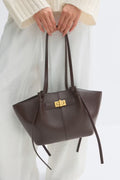 Borsa Ava