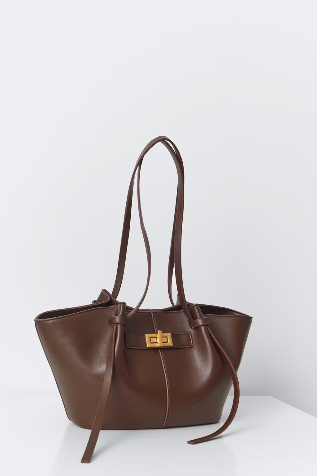 Borsa Ava