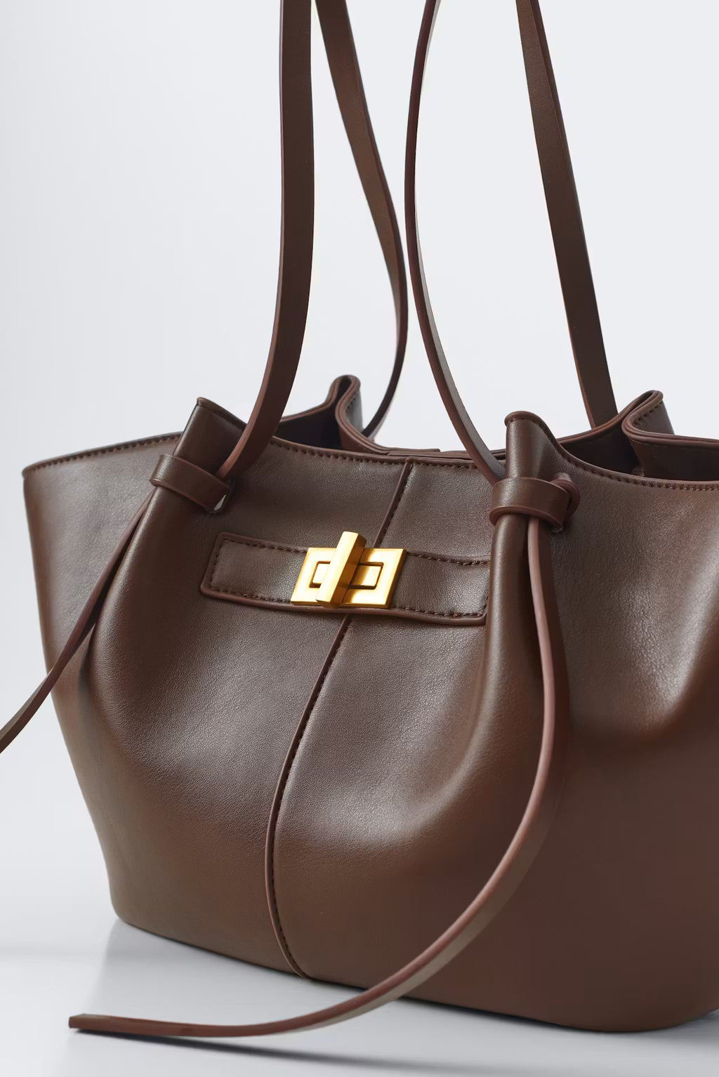 Borsa Ava