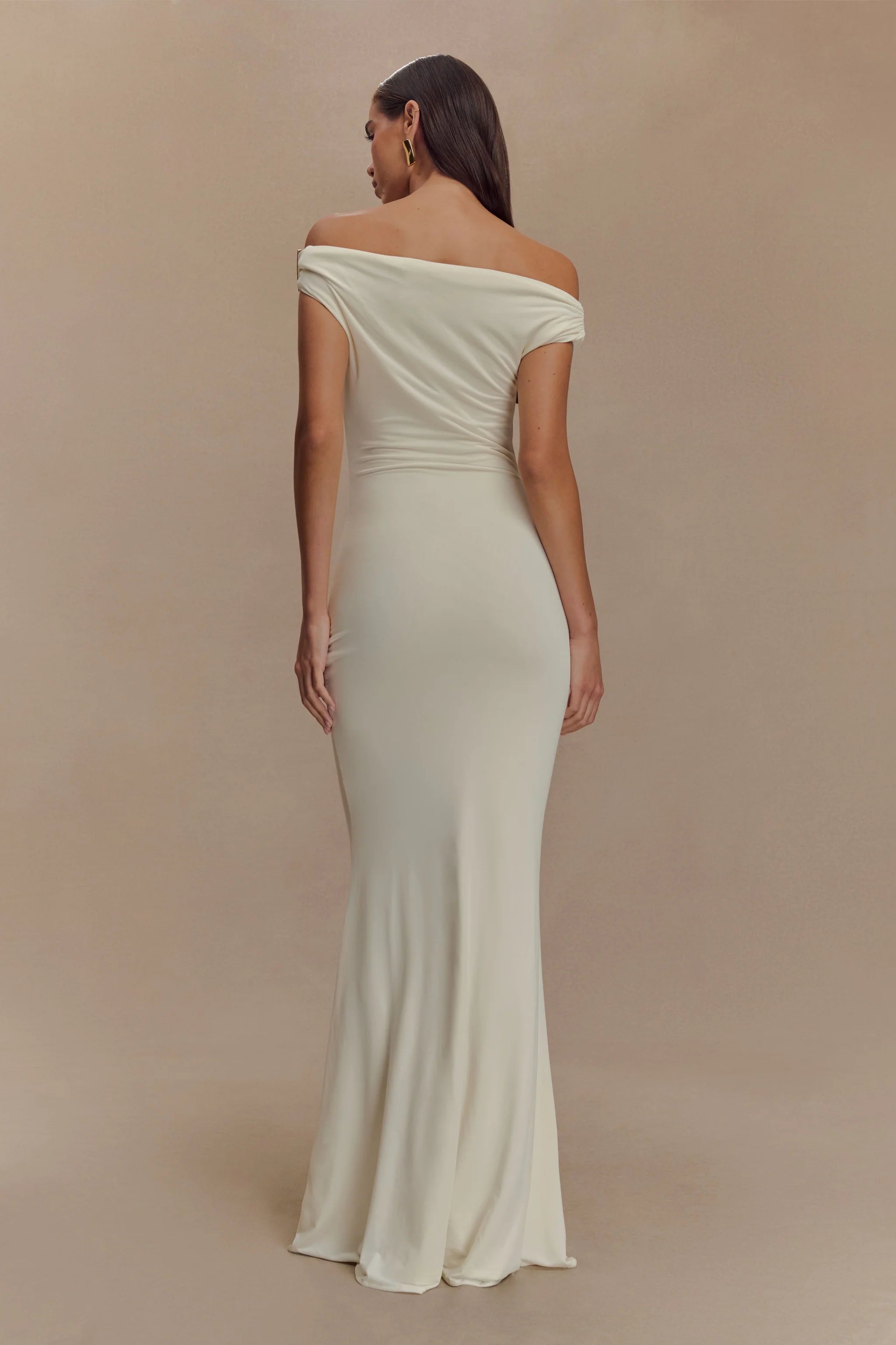 Robe Naemia
