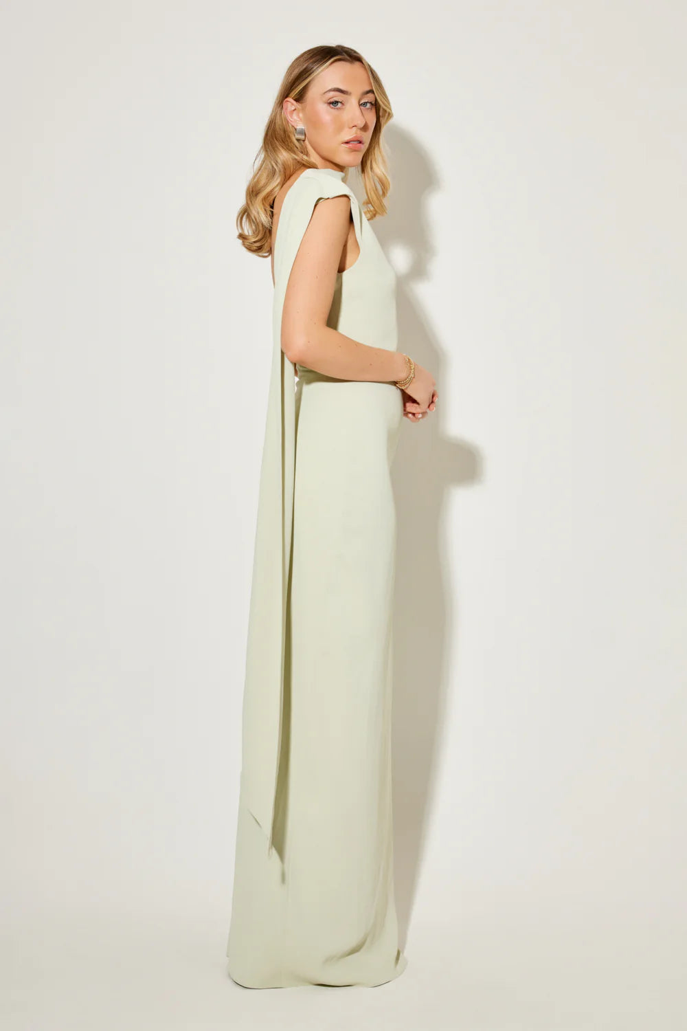 Robe Melania