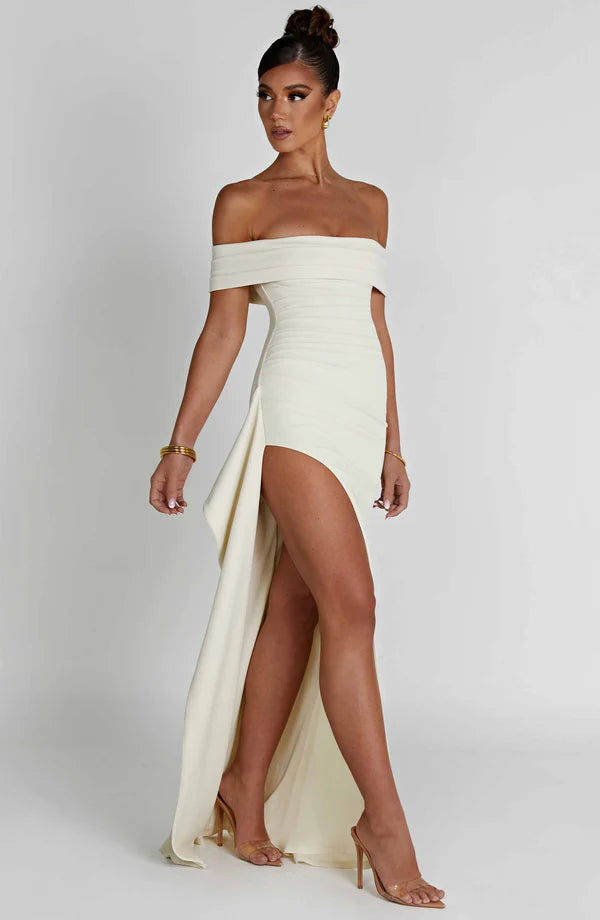 Robe tessa